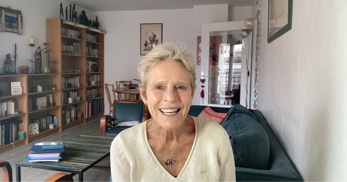 Photo de Marie Devaud comédienne et cliente Oslo Skin Lab